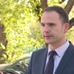 Kłopoty z dostępnością dębiny wpływają na producentów podłóg. Cena produktów z drewna dębowego może pójść w górę