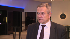 Ponad tysiącu firm grożą kary za niewprowadzenie ograniczeń w poborze prądu w sierpniu 2015 r. BIZNES, ,przemysł, energia, prawo, Urząd Regulacji Energetyki, URE: dostawcy energi, URE, dystrybucja, odbiorcy instytucjonalni, ograniczenia, sektor przemysłowy - Sektor przemysłowy ponosi wciąż skutki wprowadzenia przed rokiem obowiązkowych ograniczeń w poborze prądu. Firmom, które nie podporządkowały się restrykcjom grożą kary finansowe, których maksymalna wysokość może wynieść nawet 15 proc. rocznych przychodów. Izba Energetyki Przemysłowej i Odbiorców Energii postuluje wprowadzenie abolicji, a także opracowanie i wdrożenie nowego systemu ograniczeń, dzięki któremu zyskają wszyscy.