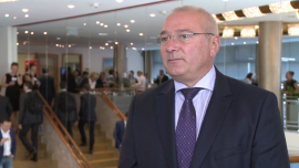 Polski system podatkowy nie przyciąga zagranicznych inwestorów. Zbyt mało przeznaczamy też na wsparcie przedsiębiorców BIZNES, ,system podatkowy w Polsce, zachęty podatkowe dla przedsiębiorców, inwestorzy zagraniczni, klimat podatkowy w Poslce, ulgi prorodzinne, wsparcie dla gospodarki, Andre Helin, BDO Polska - Polski system podatkowy nie tworzy klimatu, który mógłby zachęcić inwestorów zagranicznych do inwestycji – przekonuje Andre Helin, prezes BDO Polska. Międzynarodowe badania i rankingi wskazują, że polski system fiskalny stanowi jedną z głównych przeszkód w prowadzeniu działalności gospodarczej. Brakuje też mechanizmów podatkowych, które mogłyby zwiększyć inwestycje, m.in. wspierających polskich przedsiębiorców przy wchodzeniu na rynki zagraniczne.