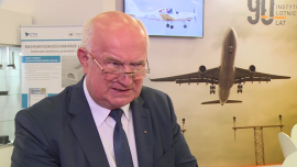 Technologie kosmiczne napędzają rozwój całej gospodarki. Polskie instytucje partnerem dla światowych koncernów i organizacji BIZNES, ,branża kosmiczna, przemysł lotniczy, Instytut Lotnictwa, Centrum Technologii Kosmicznych, Polska Strategia Kosmiczna, Leszek Loroch - W Polsce istnieją dobre fundamenty do rozwoju sektora kosmicznego – podkreśla Leszek Loroch, dyrektor Centrum Technologii Kosmicznych w Instytucie Lotnictwa. W tę branżę – jedną z najbardziej innowacyjnych w gospodarce – angażuje się coraz więcej polskich firm i instytucji, m.in. Instytut Lotnictwa. Dzięki członkostwu w Europejskiej Agencji Kosmicznej mają one szansę na udział w wielu światowych projektach i dodatkowe wsparcie finansowe. Dziś na rozwój sektora kosmicznego przeznaczamy 0,01 proc. PKB, tymczasem technologie kosmiczne przynoszą wymierne korzyści dla gospodarki.