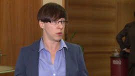 Od stycznia nowe zasady kontroli podatkowej w małych i średnich firmach. Muszą się one liczyć z dodatkowymi kosztami BIZNES, ,Jednolity Plik Kontrolny, Ministerstwo Finansów, firma, prowadzona ewidencja VAT, Independent Tax Advisers Doradztwo Podatkowe, Agnieszka Wasilewska - Od nowego roku już nie tylko największe firmy, lecz także małe i średnie będą miały obowiązek przekazywania w formie elektronicznej informacji o prowadzonej ewidencji VAT poprzez Jednolity Plik Kontrolny (JPK). Będzie to dotyczyło ok. 140 tys. podmiotów. Po doświadczeniach dużych firm sektorowi MŚP wdrożenie zmian powinno pójść lepiej, ale problemów raczej uniknąć się nie da – ocenia Agnieszka Wasilewska z Independent Tax Advisers Doradztwo Podatkowe. Jej zdaniem JPK został wprowadzony niespodziewanie dla podatników, co oznacza, że nie zostali oni przez resort finansów potraktowani partnersko.