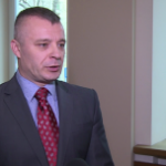 Złoty będzie tracić. Nie pomagają mu dane makroekonomiczne i przegłosowana przez Sejm obniżka wieku emerytalnego