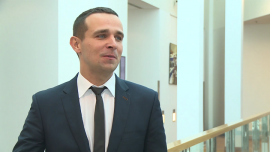 Polska jednym z ważniejszych eksporterów innowacyjnych rozwiązań dla rynku nieruchomości. Trafią one do Japonii i Zjednoczonych Emiratów Arabskich BIZNES, ,nieruchomości, innowacje technologiczne w nieruchomościach, zarządzanie budynkami, inteligentne miasta, Velis IT Systems, Adam Penkala - Polski rynek nieruchomości komercyjnych i produkcyjnych jest bardzo innowacyjny. Nowoczesne rozwiązania usprawniają komercjalizację powierzchni i zarządzanie budynkami. Największą rolę odgrywają w tym obszarze internet rzeczy oraz aplikacje mobilne. Polska jest jednym z ważniejszych eksporterów takich innowacji. Poza krajami Europy Środkowo-Wschodniej rodzimym firmom zaufały m.in. Japonia czy Zjednoczone Emiraty Arabskie.