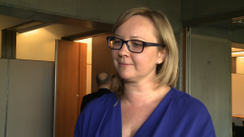 Polskie firmy coraz częściej padają ofiarą hakerów. Mimo to cyberbezpieczeństwo rzadko pojawia się w ich strategiach BIZNES, , - Co czwarta polska firma zanotowała naruszenie bezpieczeństwa informatycznego w ostatnim półroczu. Mimo to nadal wielu menadżerów uważa, że cyberbezpieczeństwo to domena obszaru IT, a nie krytyczny czynnik funkcjonowania przedsiębiorstwa. Kluczem do skutecznej ochrony przed cyberatakami jest budowanie świadomości wśród pracowników i klientów firm.
