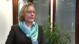 Bank Światowy: PKB Polski w tym roku urośnie dzięki inwestycjom i konsumpcji INWESTOR, ,wzrost gospodarczy, PKB Polski, inwestycje, eksport netto, handel zagraniczny, prognozy Banku Światowego - O 3,1 proc. wzrośnie polska gospodarka w 2017 roku zdaniem Banku Światowego, który szacuje tempo rozwoju PKB naszego kraju za 2016 rok na 2,5 proc. Wprawdzie prognoza na bieżący rok została obniżona z wcześniejszej na poziomie 3,4 proc., jednak zdaniem ekonomistki tej instytucji inwestycje w Polsce, zarówno publiczne, jak i prywatne, powinny w tym roku nadać rozpędu gospodarce.