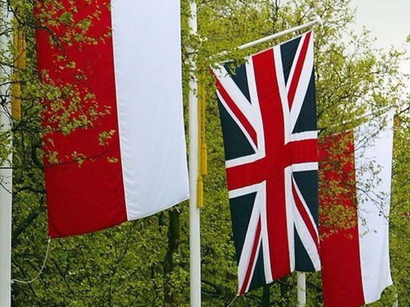 Polska firma rusza na podbój angielskiego rynku pomimo brexitu! BIZNES, Gospodarka - Tradycyjne pierogi ruskie lub z mięsem, bigos, łazanki i krokiety – polska firma spożywcza Polish Village Bread wypuszcza na brytyjski rynek nową gamę wyrobów garmażeryjnych.