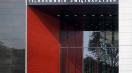 Filharmonia Świętokrzyska z akustycznymi szybami marki Pilkington BIZNES, Gospodarka - Filharmonia Świętokrzyska im. Oskara Kolberga w Kielcach jest przykładem współczesnej architektury użyteczności publicznej, zaprojektowanej z najwyższą dbałością o komfort użytkowników i środowisko naturalne.