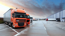 Wzrost cen transportu i więcej biurokracji - co jeszcze zmieni dyrektywa? BIZNES, Gospodarka - Najnowszy raport serwisu Trans.INFO przedstawiający opinie i obawy 1'700 przedsiębiorców z 14 krajów UE odnośnie wprowadzenia dyrektywy o delegowaniu pracowników.