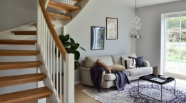 Badanie PMR: Zakup artykułów dekoracyjnych najczęściej planujemy BIZNES, Gospodarka - Jak wynika z badania PMR, wśród respondentów, którzy w ciągu ostatnich 12 miesięcy poprzedzających badanie zakupiło artykuły dekoracyjne, większość z nich zadeklarowała, że produkty te kupuje z wyprzedzeniem.