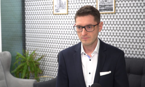 Liczba transakcji na rynku biurowym wciąż niewielka. Wynajmujący oferują lepsze warunki najmu niż przed pandemią