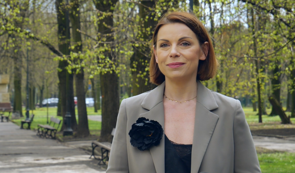 Maj trudnym okresem dla portfeli Polaków. Czekają ich m.in. wydatki na majówkę, komunie i Dzień Matki